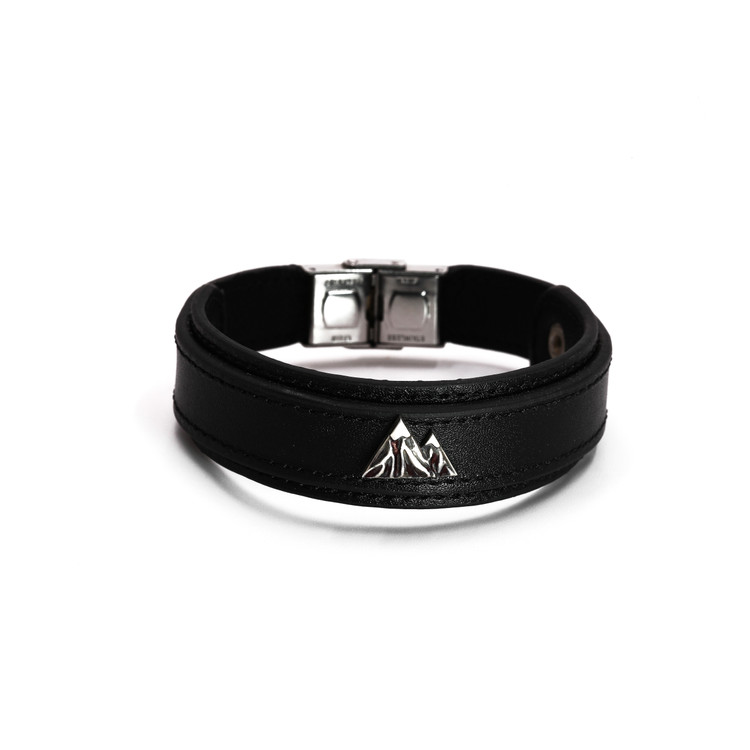 دستبند نقره و چرم کوهستان با عیار 925 و چرم طبیعی