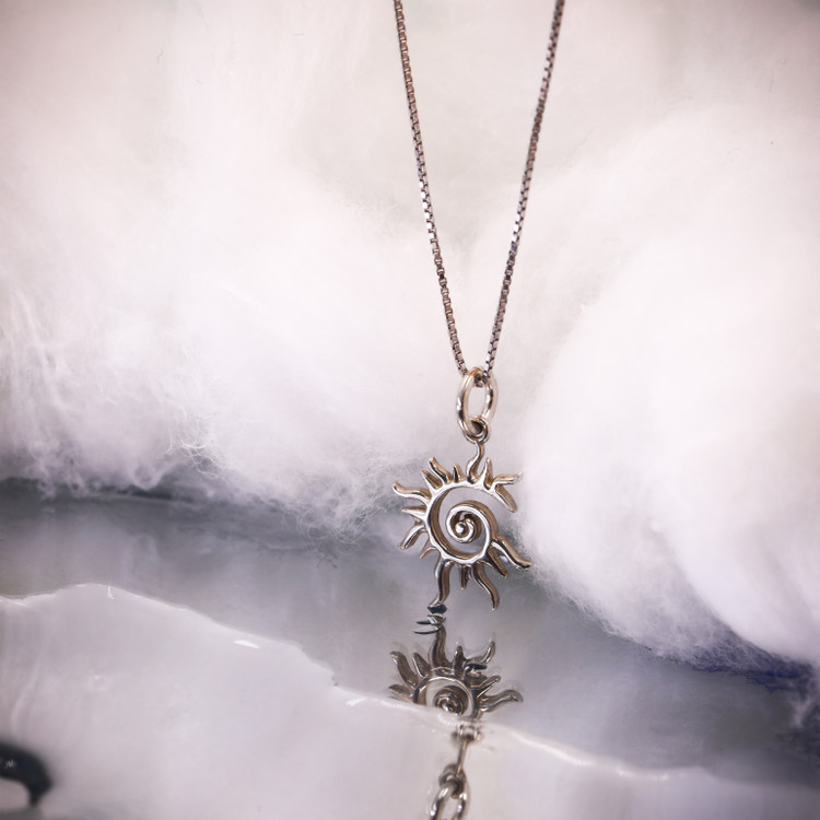 گردنبند نقره درخشش مهر بدون زنجیر با عیار 925 ضد حساسیت به طول 18 میلیمتر